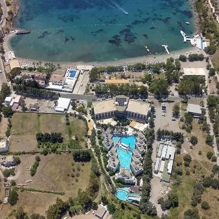 Mio Bianco Resort Hotel 4*