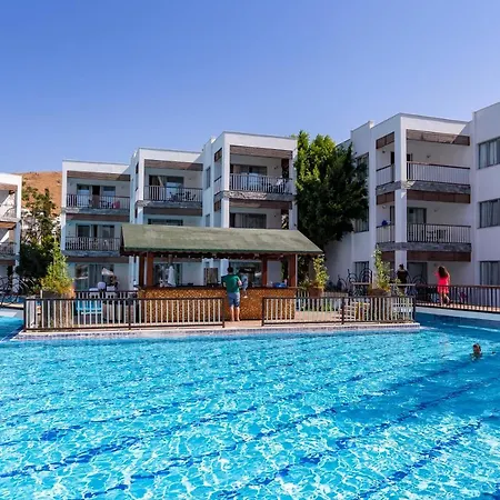 Mio Bianco Resort מלון