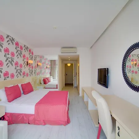 מלון Mio Bianco Resort 4*